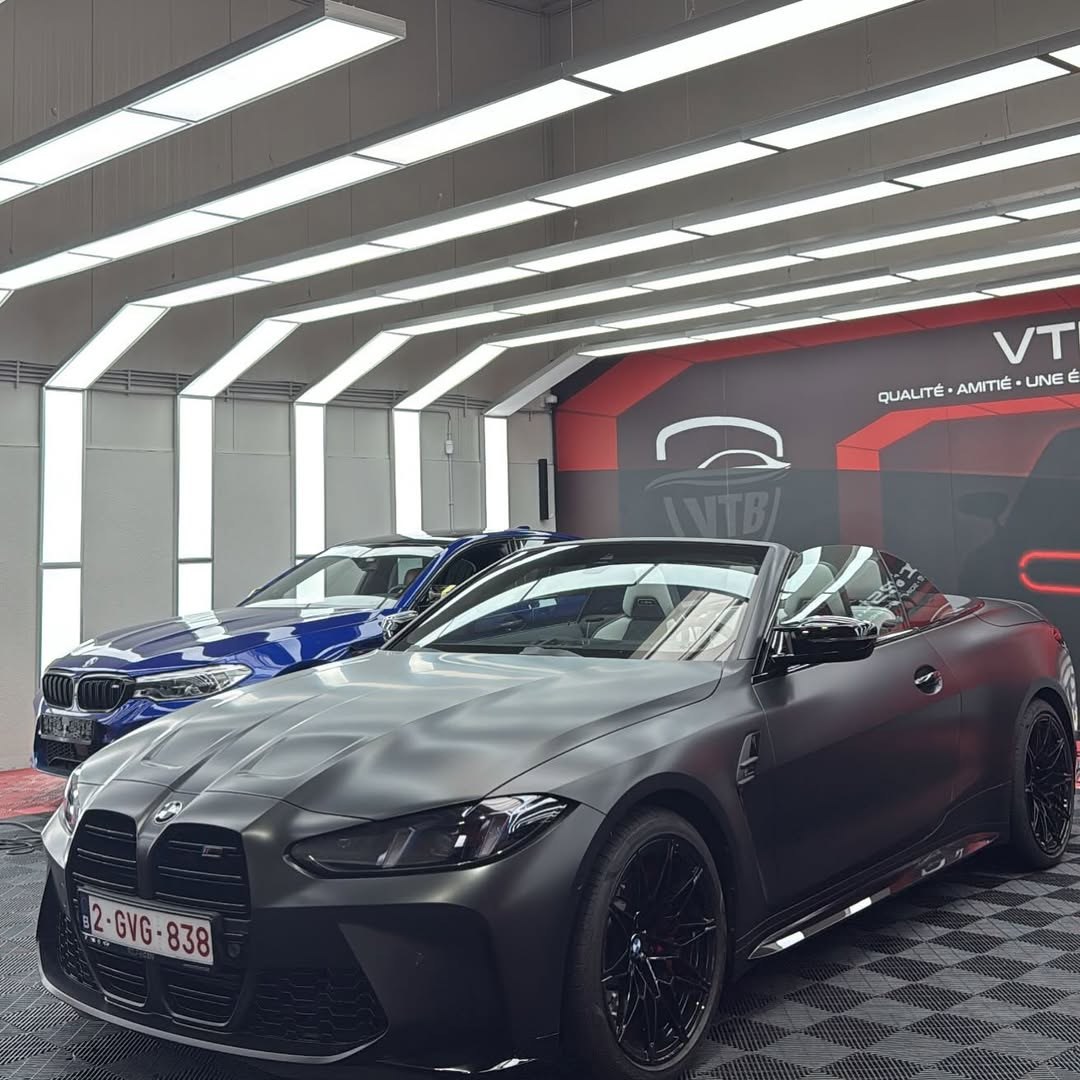 BMW M4 Competition Cabriolet — photo 2